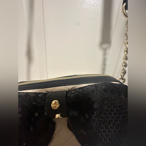 Betsy Johnson sequined bow purse - Picture 5 of 7